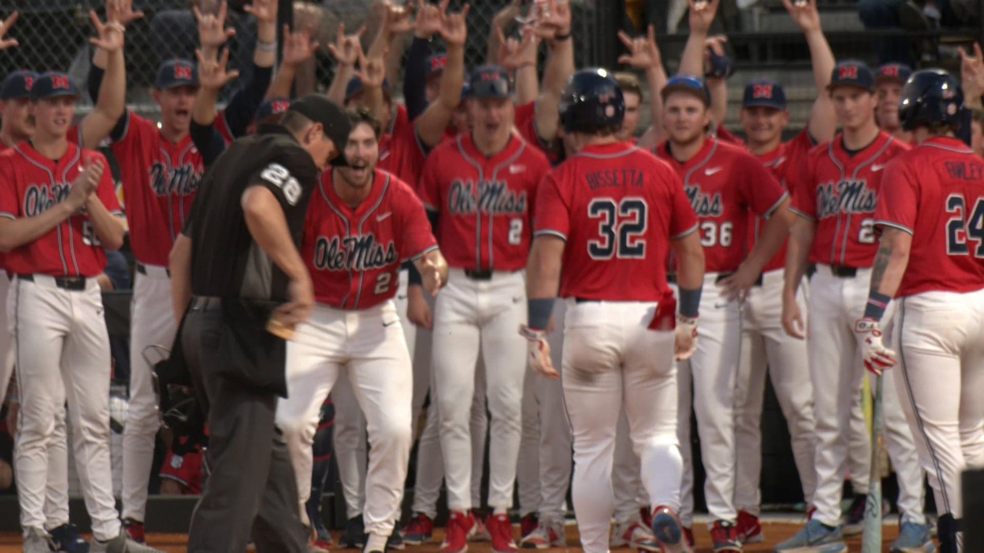 HIGHLIGHTS: Ole Miss falls to Southern Miss in walk-off fashion